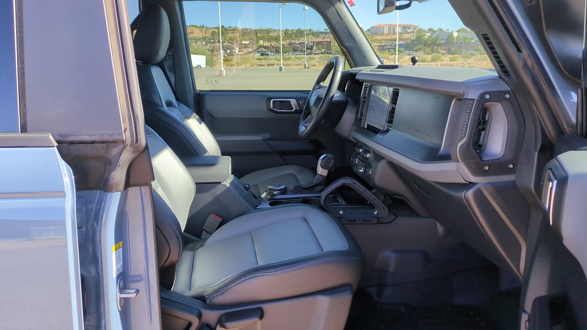 Used 2024 Ford Bronco Everglades image 27