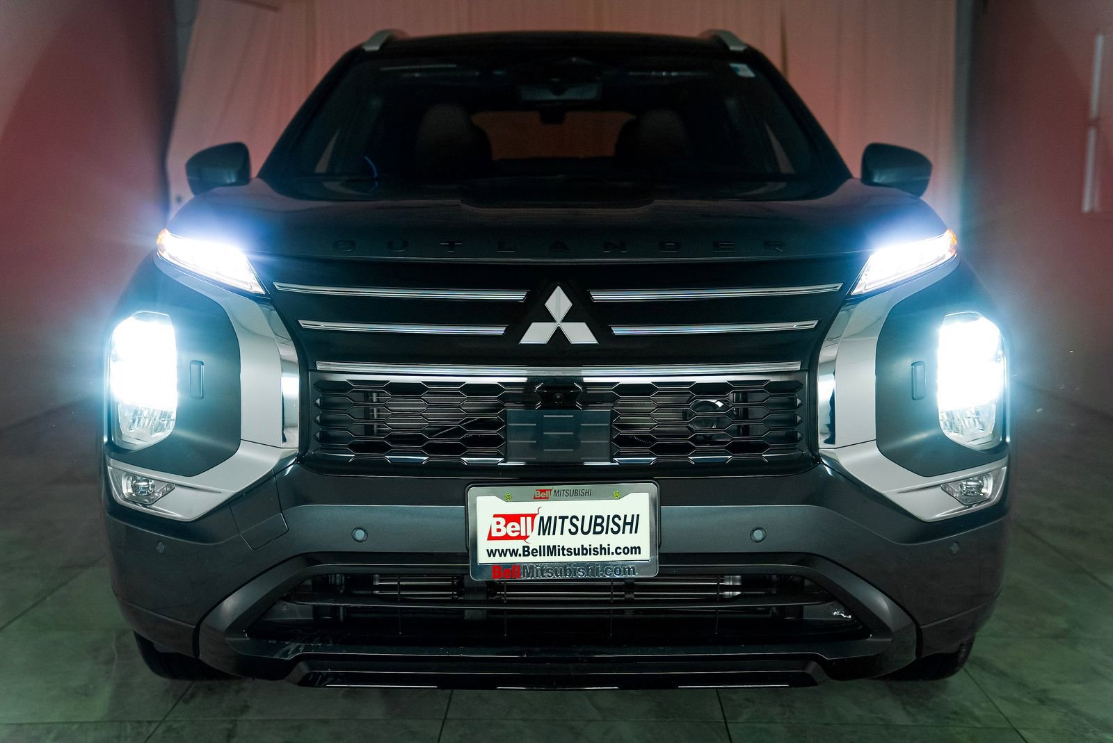 Used 2025 Mitsubishi Outlander SE image 36