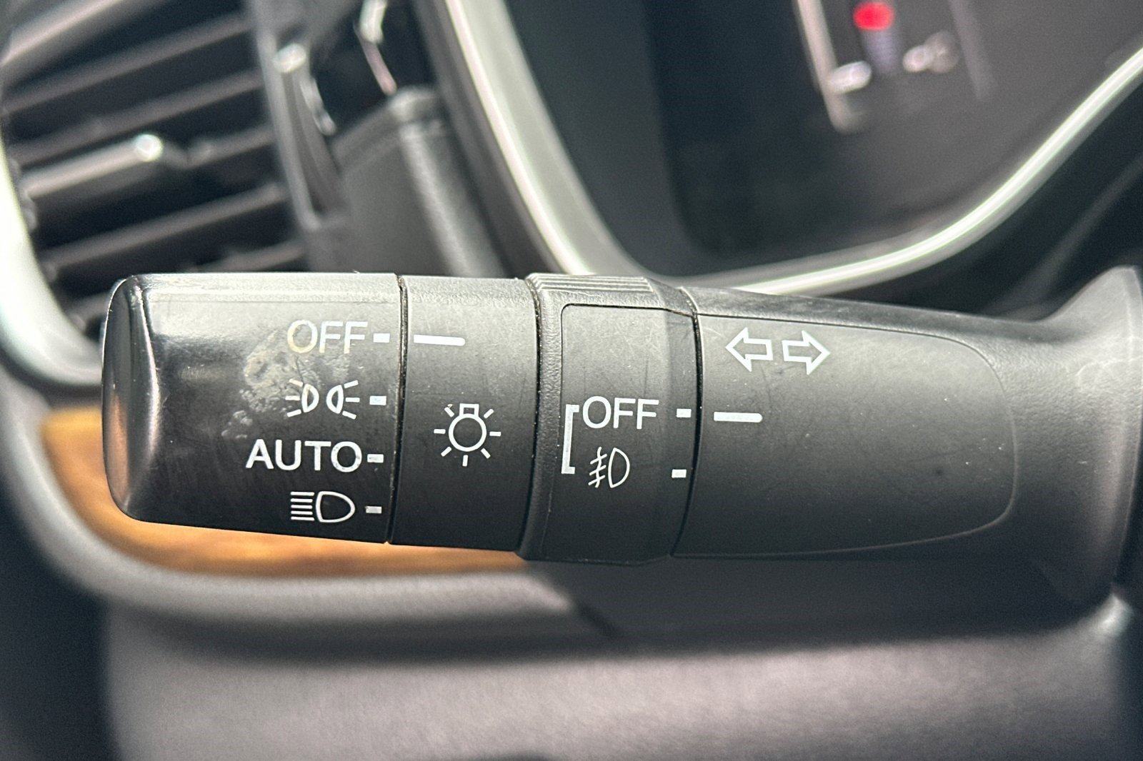 Used 2020 Honda CR-V EX-L image 32