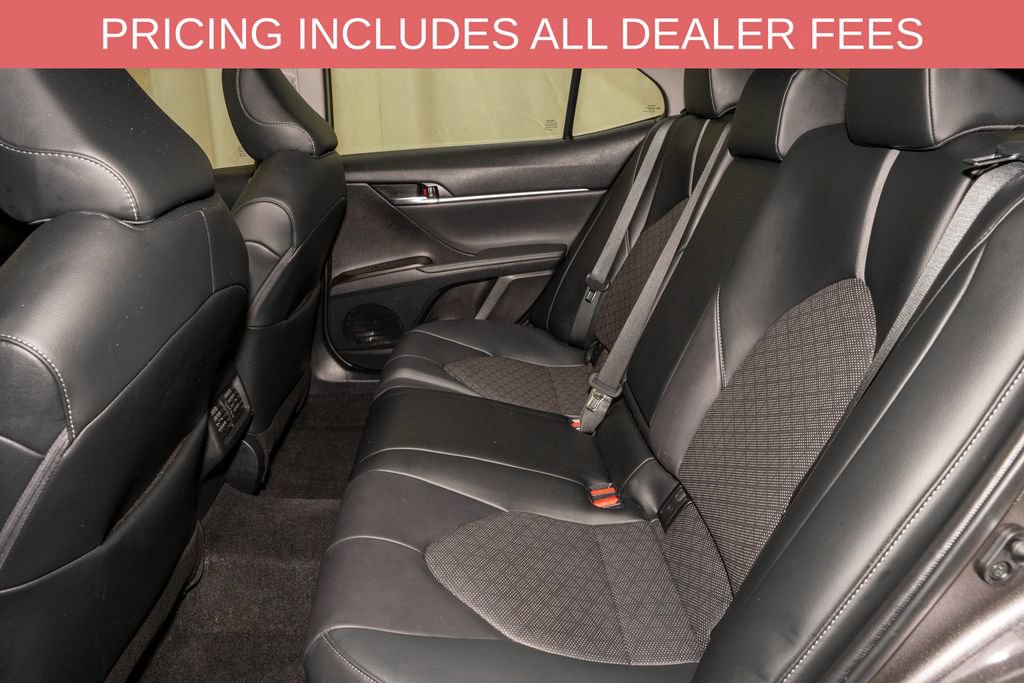 Certified 2022 Toyota Camry XSE FWD image 7