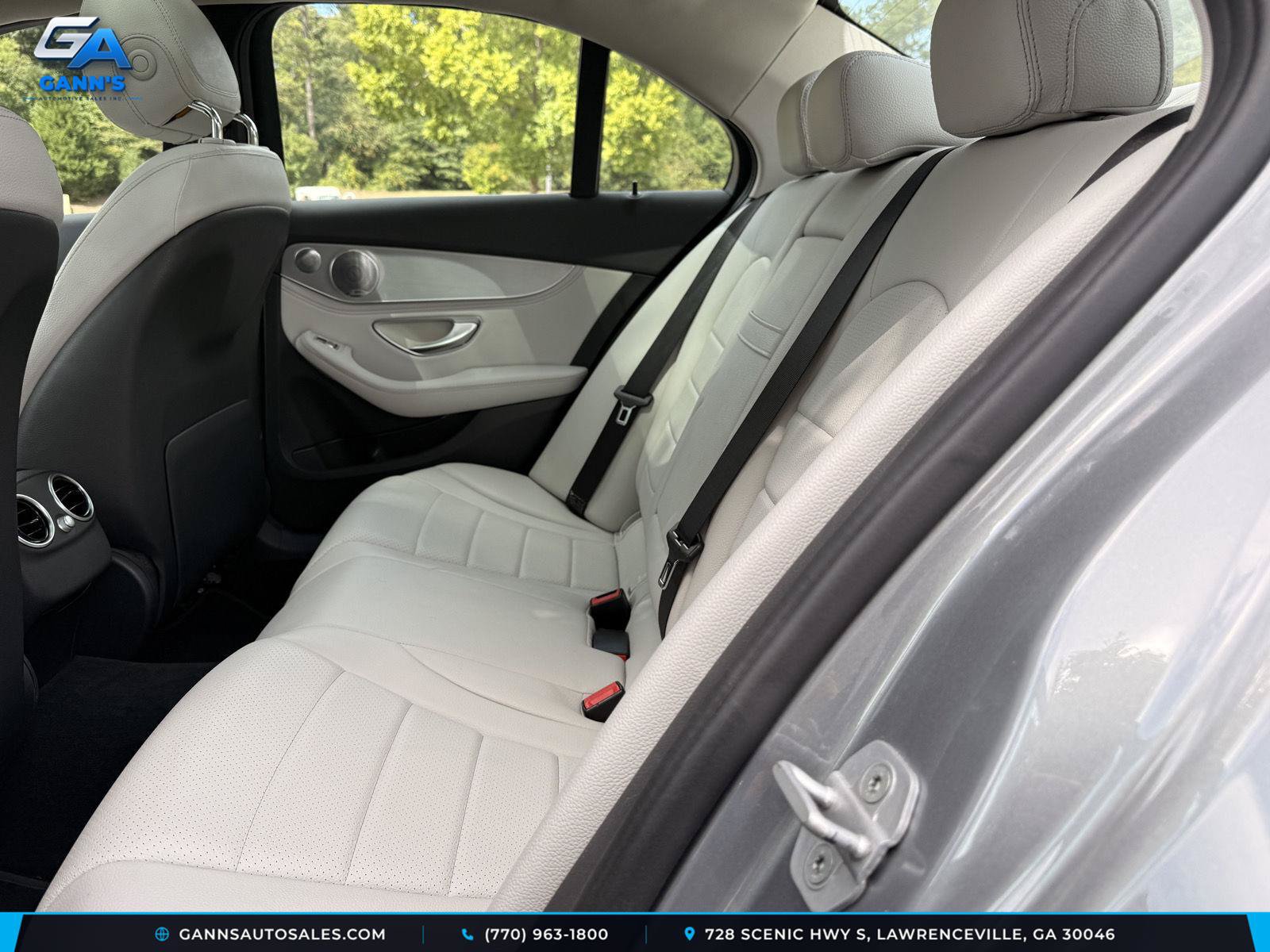 Used 2015 Mercedes-Benz C 300 Sedan image 38