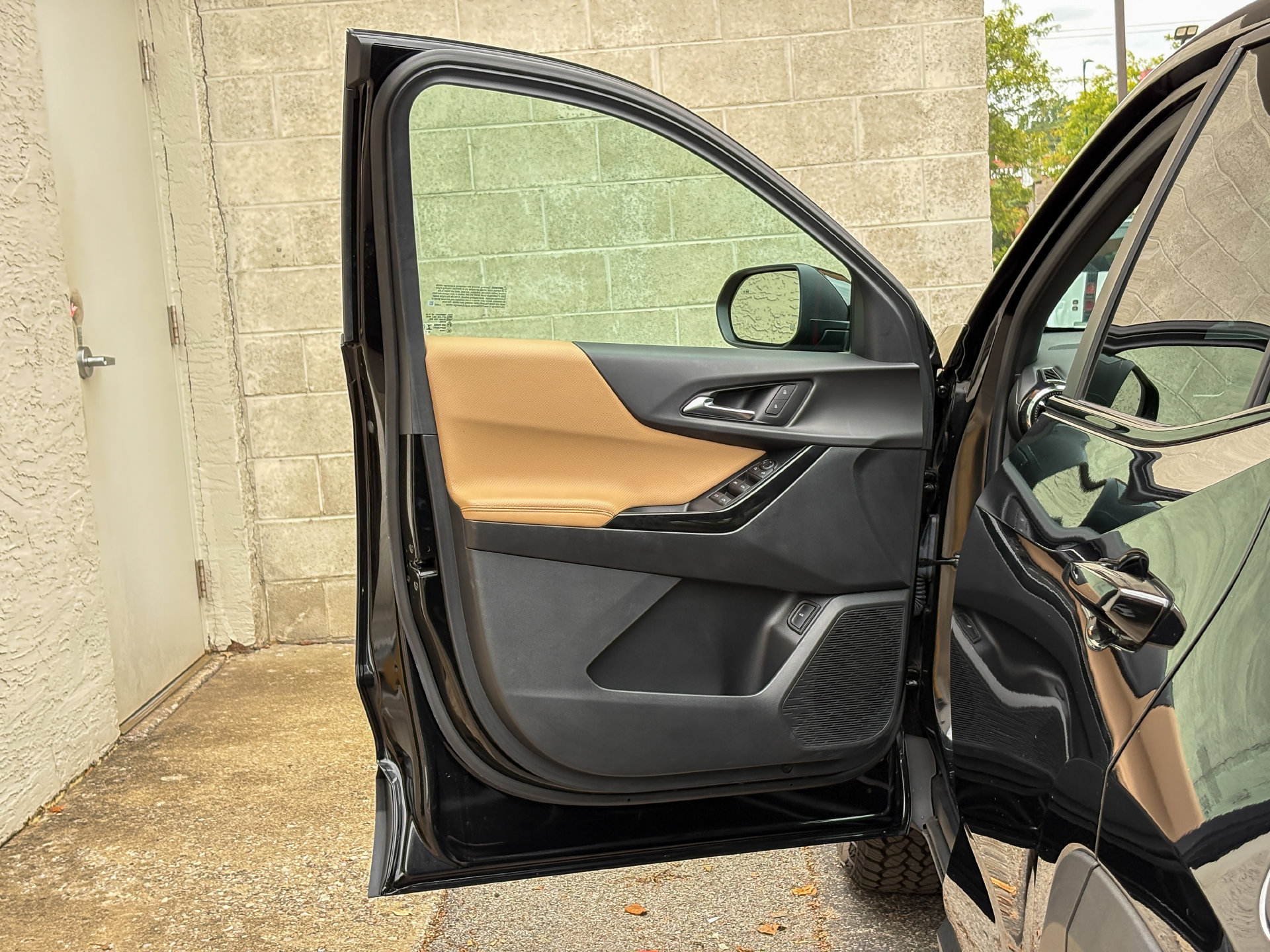 Used 2026 Chevrolet Equinox ACTIV AWD/4WD image 14