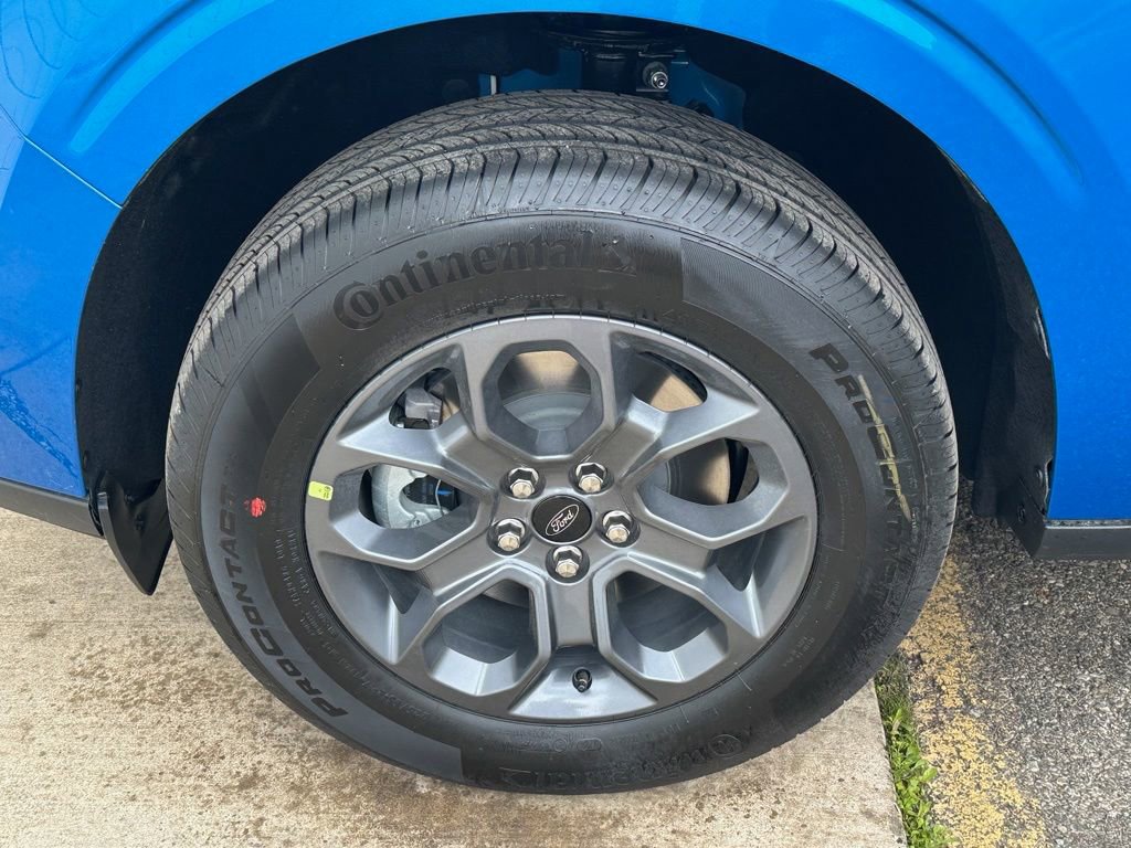 New 2026 Ford Maverick XLT AWD/4WD image 6