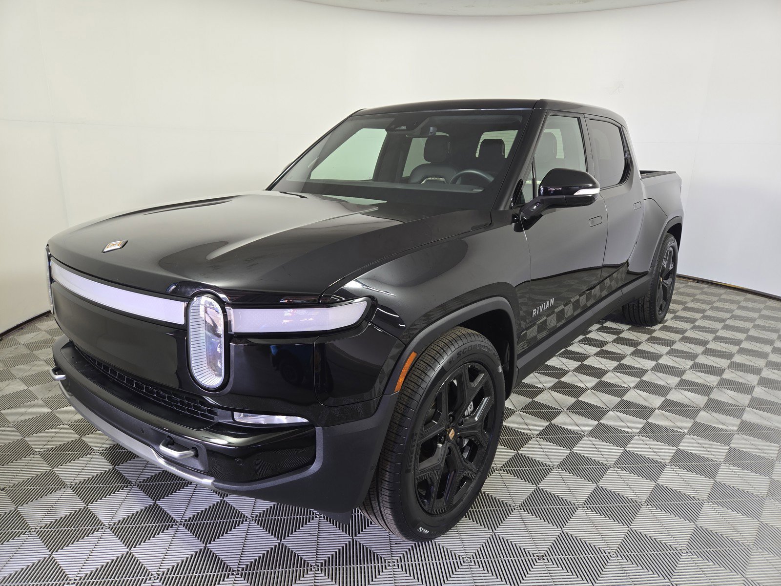 Used 2023 Rivian R1T Adventure