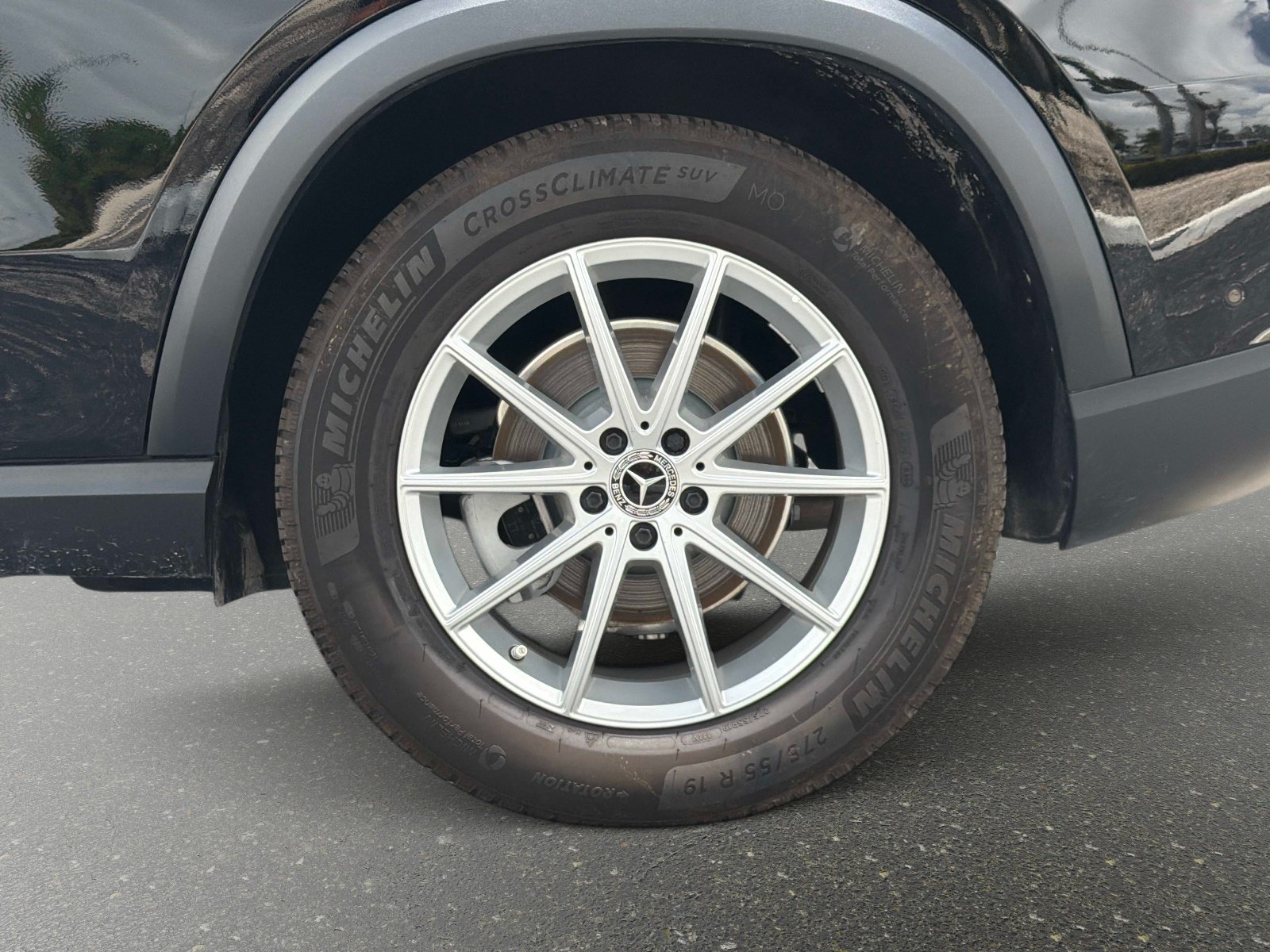 Used 2024 Mercedes-Benz GLE 350 4MATIC w/ Winter Package image 14
