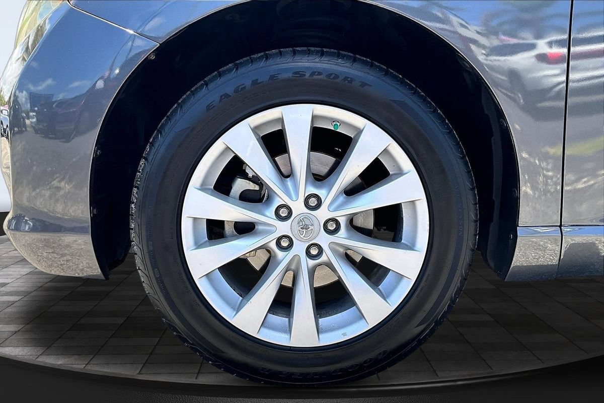 Used 2013 Toyota Venza LE FWD image 35