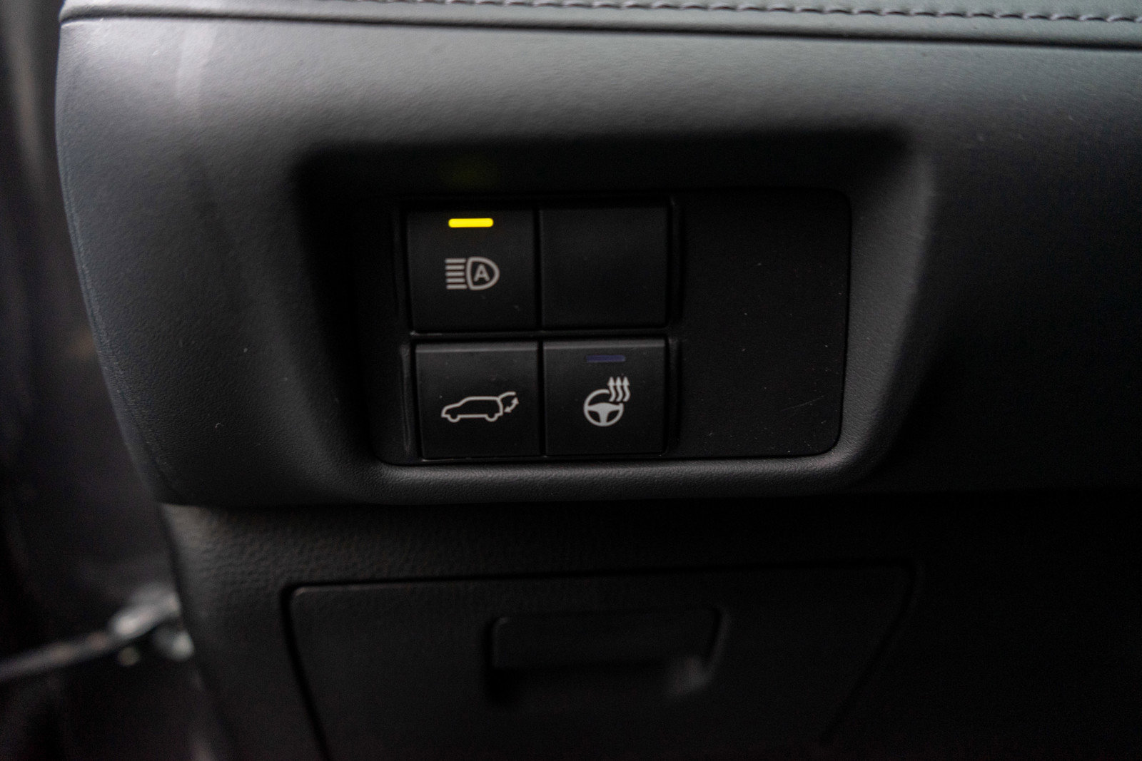 Used 2022 Toyota Highlander XLE image 16