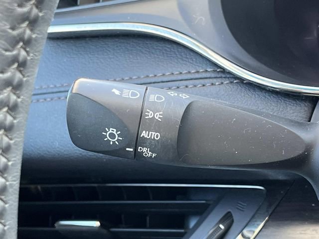 Used 2016 Toyota Avalon XLE Premium image 40