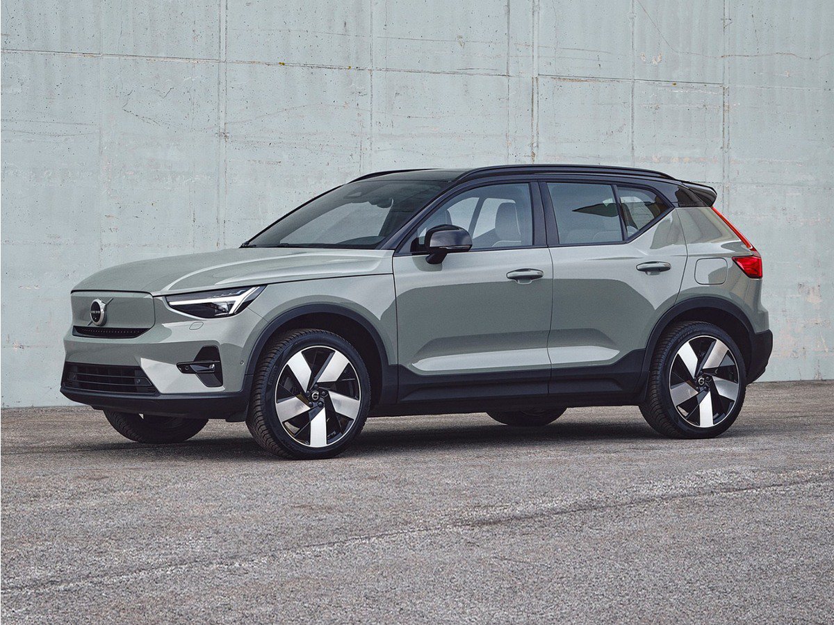 Used 2023 Volvo XC40 Recharge Ultimate w/ Protection Package Premier