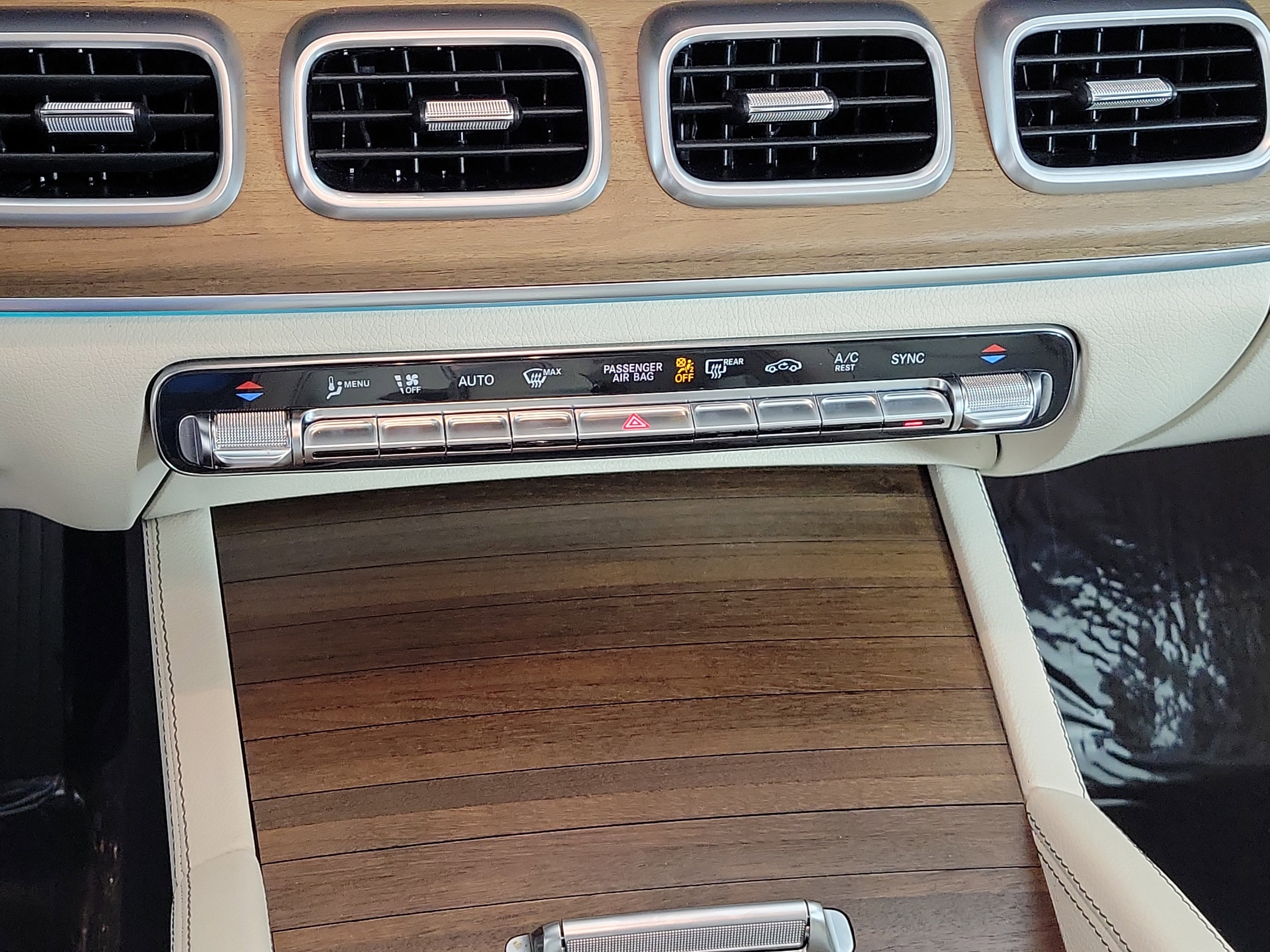 Used 2021 Mercedes-Benz GLE 350 4MATIC image 21