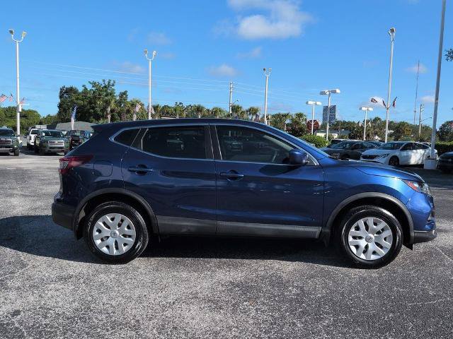 Certified 2020 Nissan Rogue Sport S FWD image 3