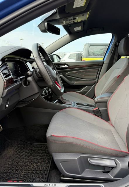Used 2024 Volkswagen Jetta GLI 40th Anniversary Edition image 13