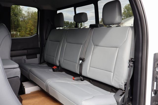 New 2026 Ford F550 4x4 Supercab Super Duty image 33