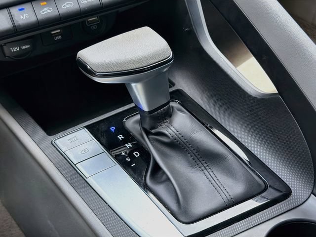 Used 2021 Hyundai Elantra SE FWD image 27