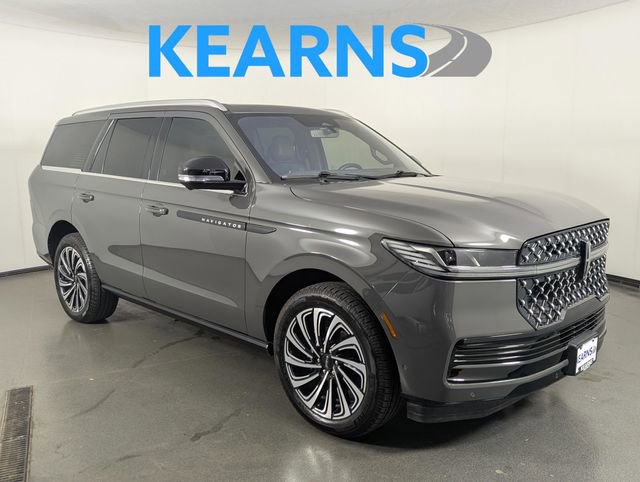 Used 2025 Lincoln Navigator Black Label image 1