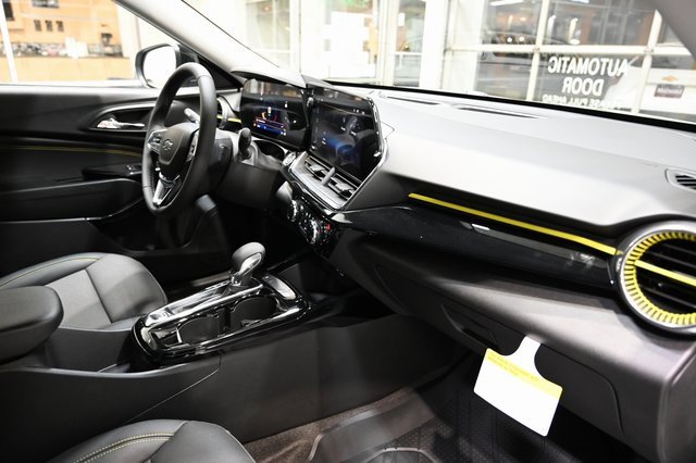 New 2026 Chevrolet Trax ACTIV w/ Driver Confidence Package image 13
