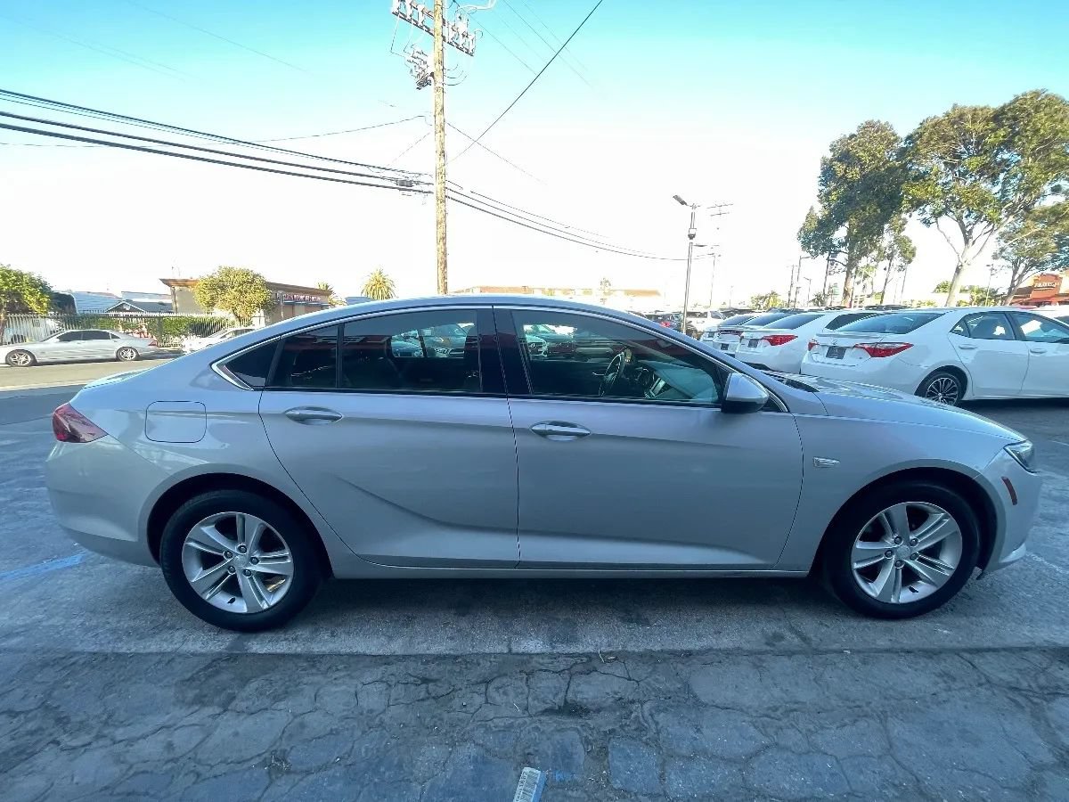 Used 2018 Buick Regal Preferred FWD image 4