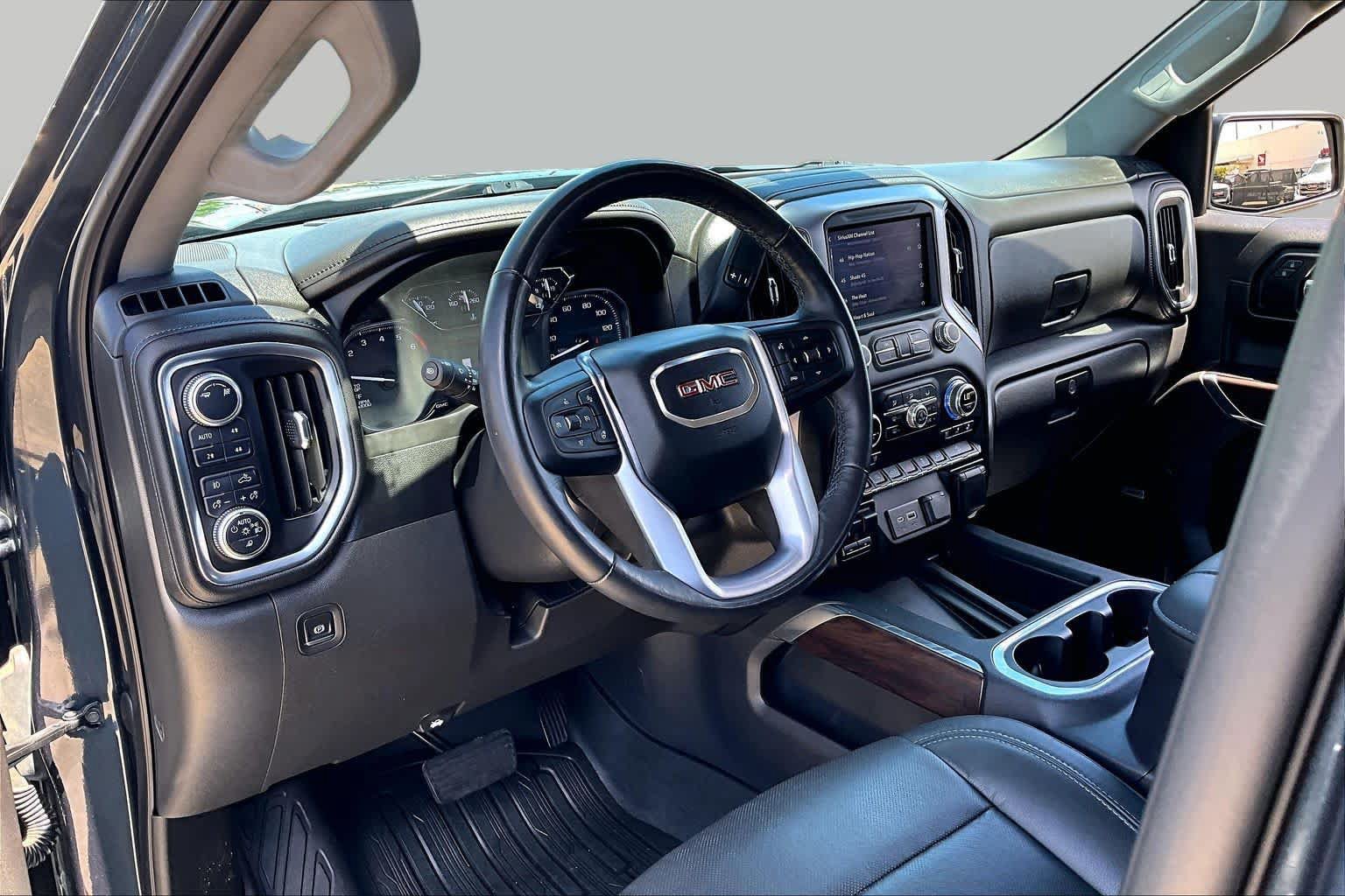 Used 2019 GMC Sierra 1500 SLT AWD/4WD image 18