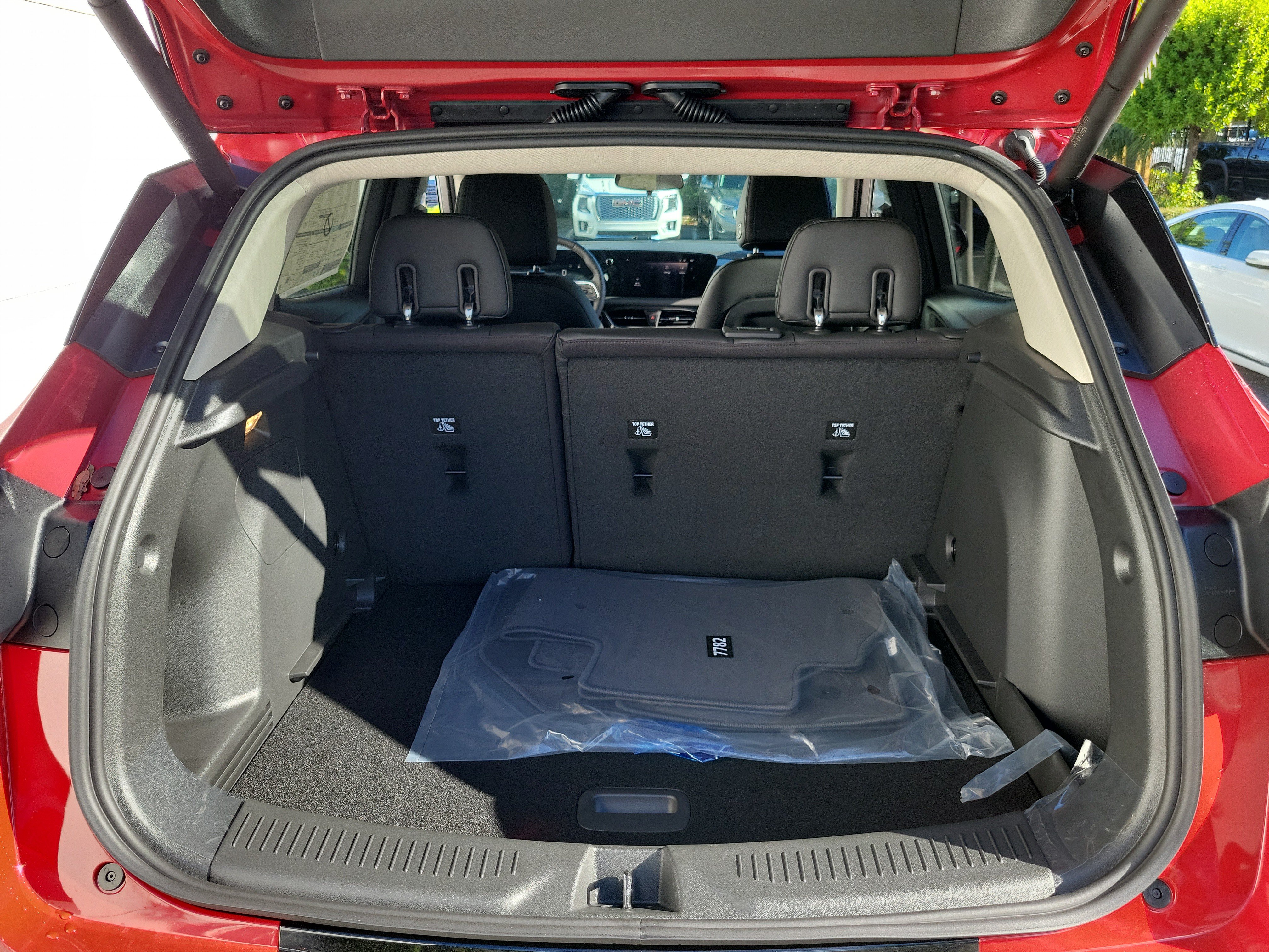 New 2026 Buick Encore GX Sport Touring w/ Advanced Technology Package FWD image 8
