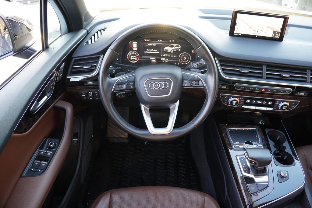Used 2019 Audi Q7 3.0T Prestige w/ Prestige Package image 22