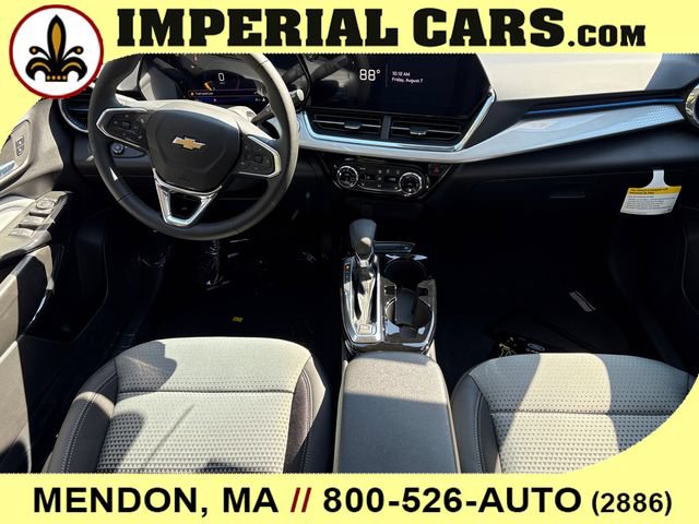 New 2026 Chevrolet Trax LT w/ LT Convenience Package FWD image 16