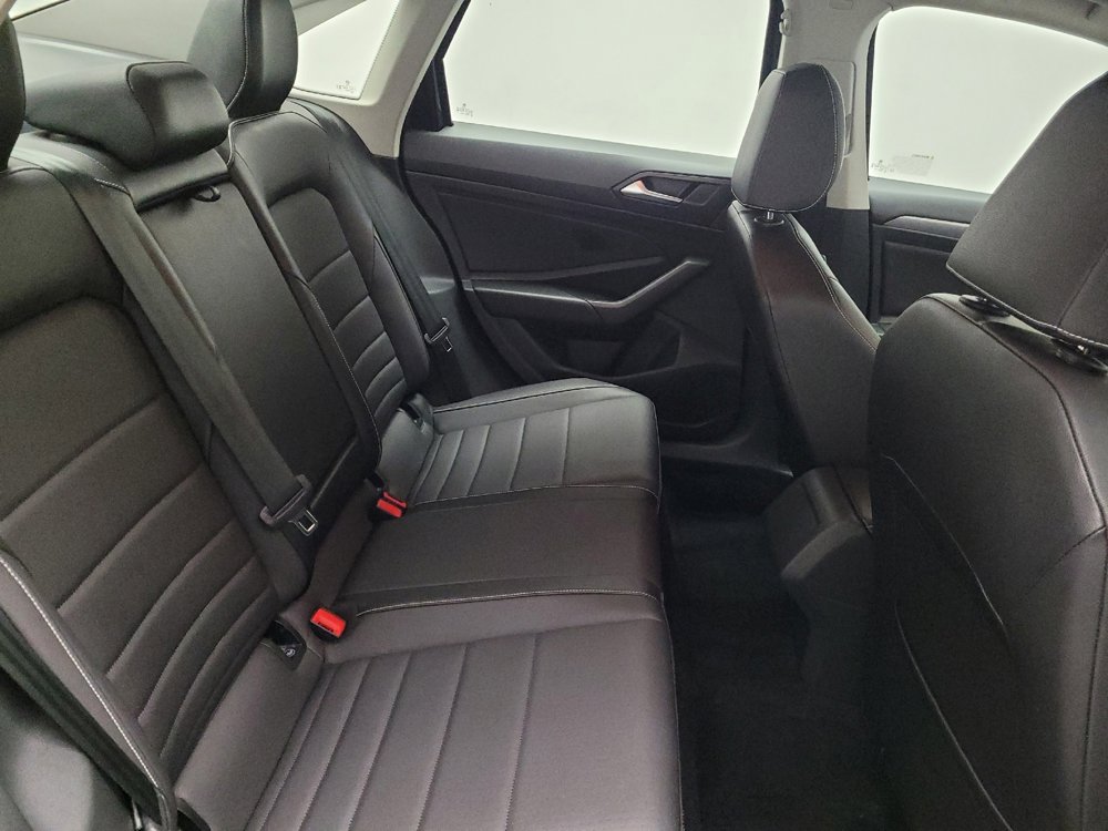 Used 2024 Volkswagen Jetta SE image 19