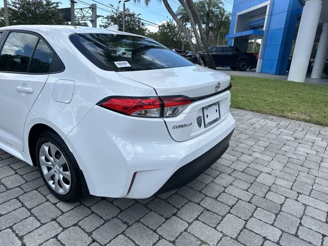 Used 2024 Toyota Corolla LE FWD image 12