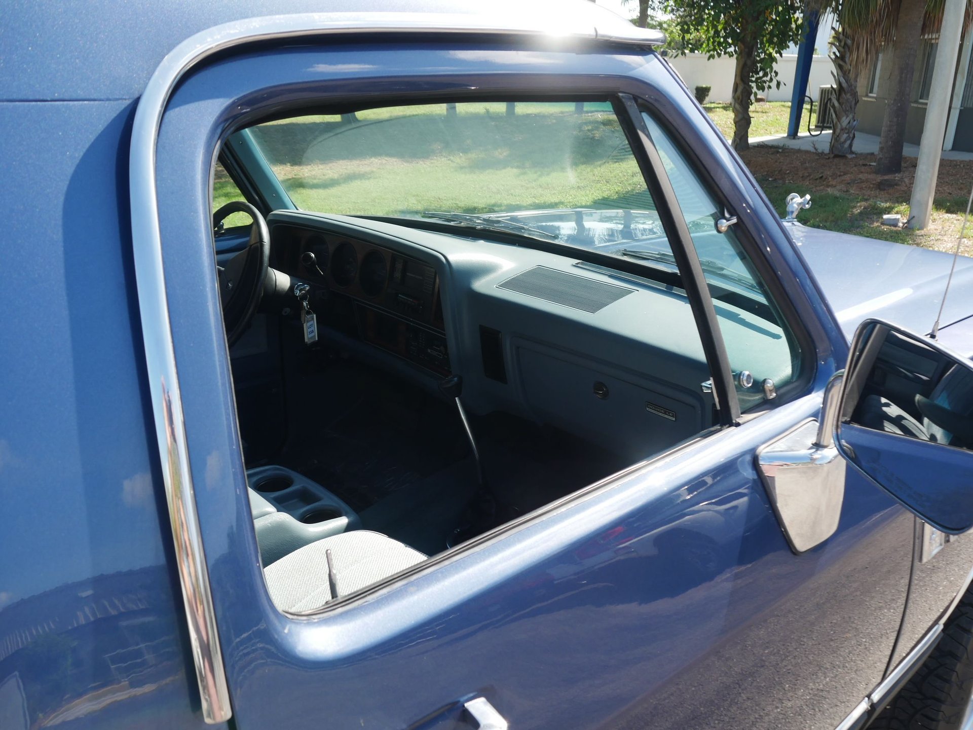Used 1988 Dodge Ramcharger 4WD image 46