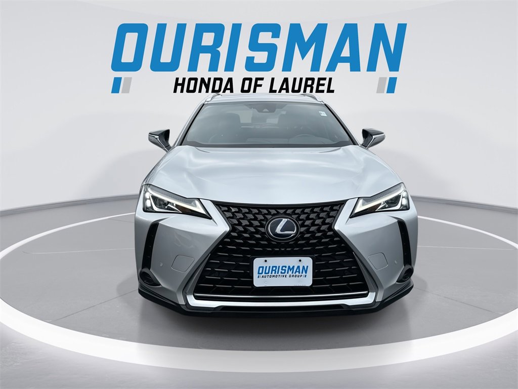 Used 2020 Lexus UX 250h 250h Base w/ Premium Package image 3