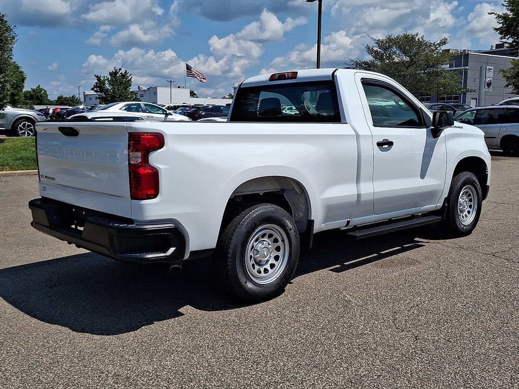 Used 2026 Chevrolet Silverado 1500 W/T AWD/4WD image 9