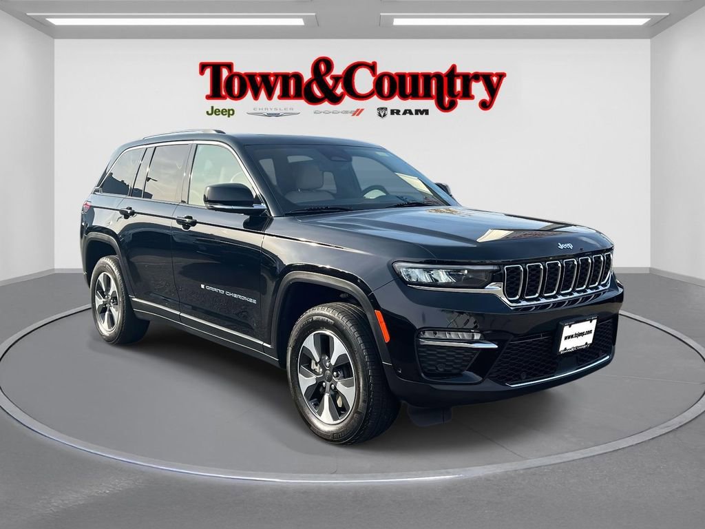 Used 2023 Jeep Grand Cherokee 4WD 4xe w/ Luxury Tech Group II image 1