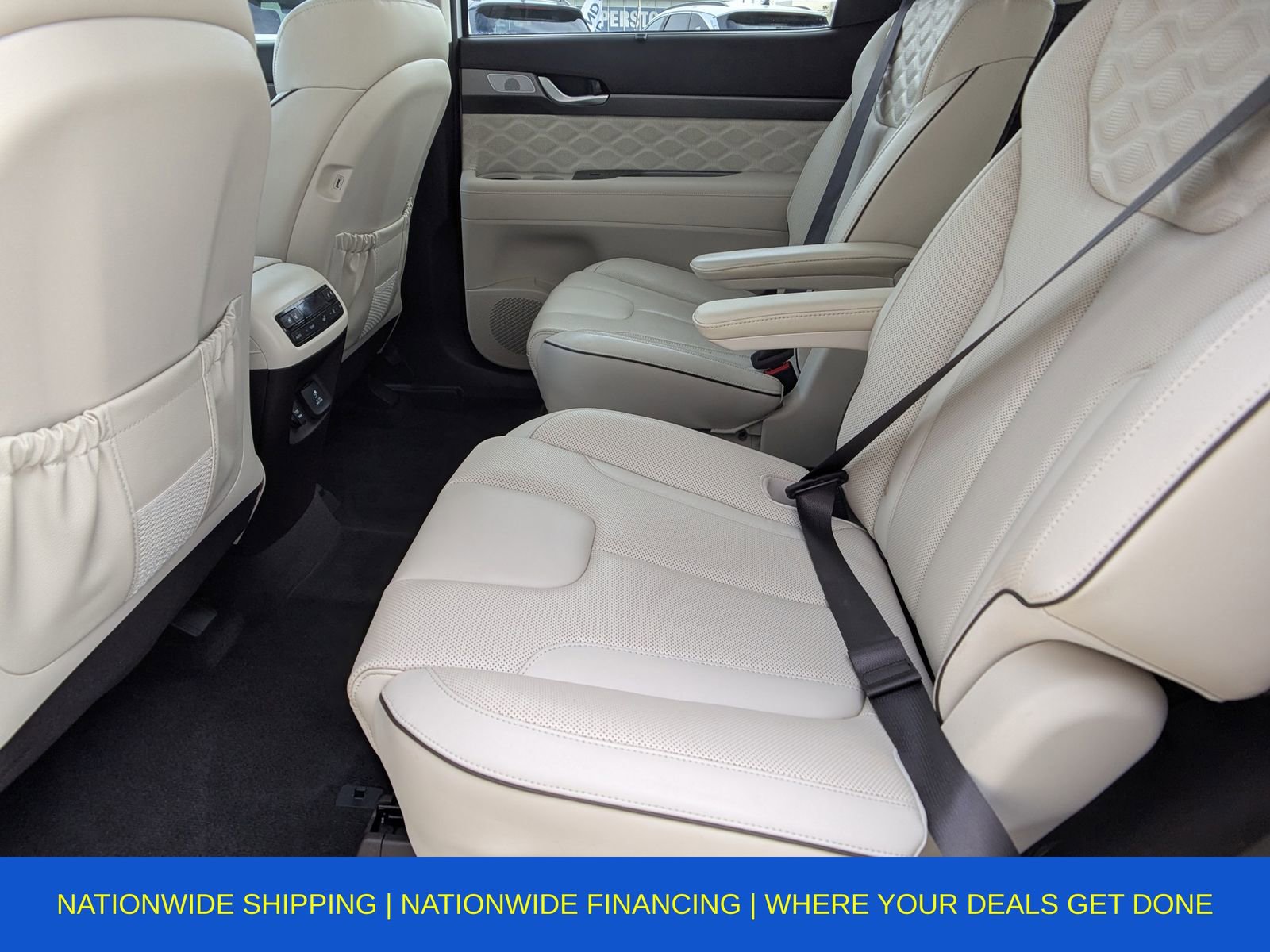 Used 2021 Hyundai Palisade Calligraphy image 12