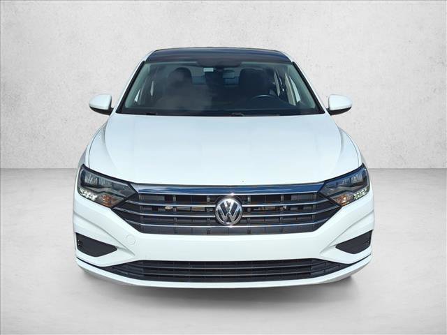 Used 2019 Volkswagen Jetta SE image 2