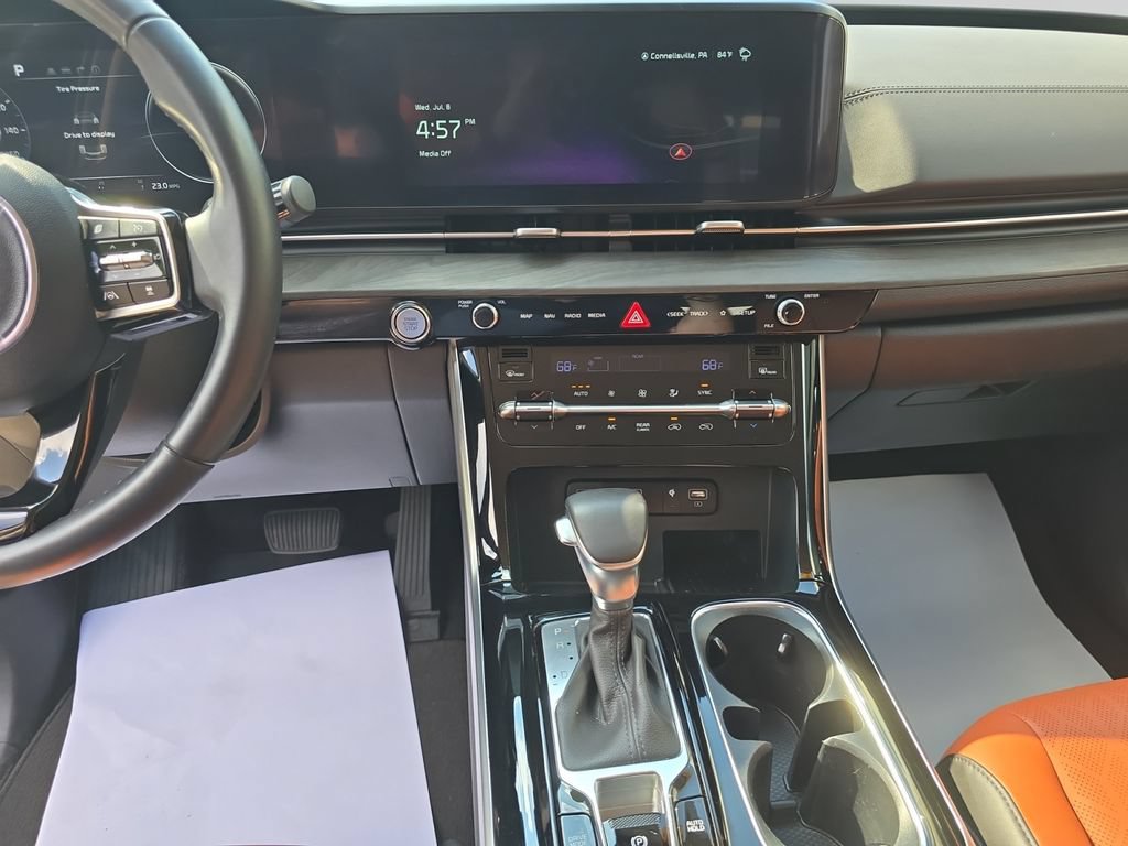 Used 2024 Kia Carnival SX FWD image 17