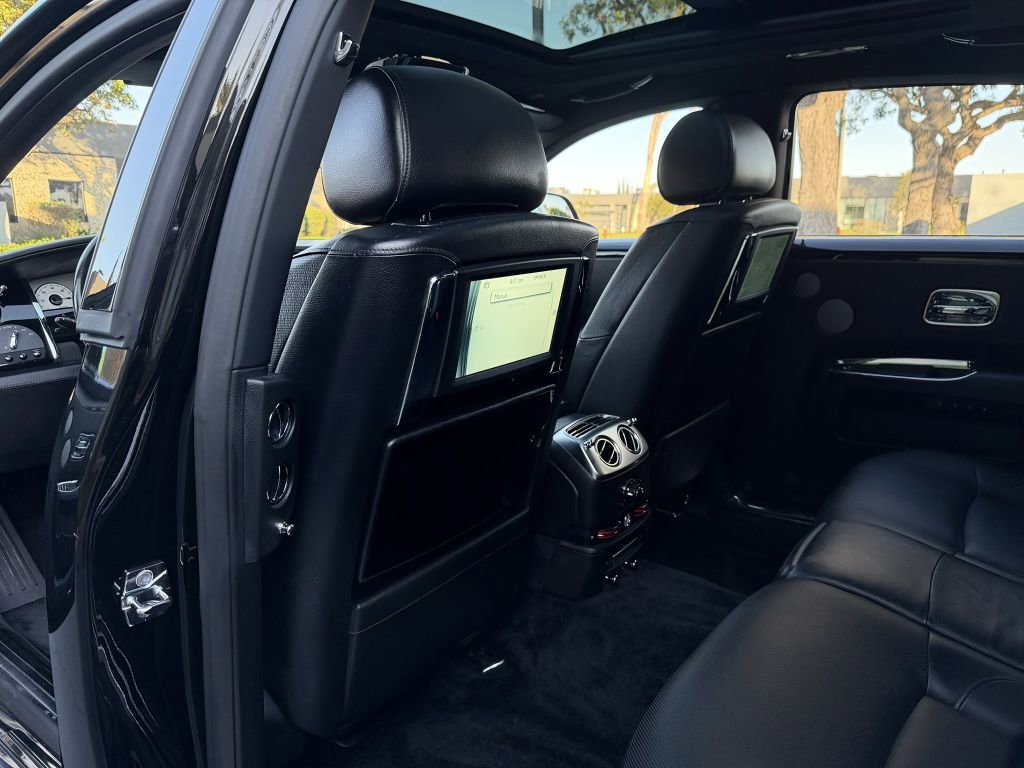 Used 2014 Rolls-Royce Ghost RWD image 24