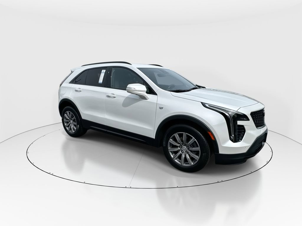 Used 2022 Cadillac XT4 Sport w/ Comfort Package image 2