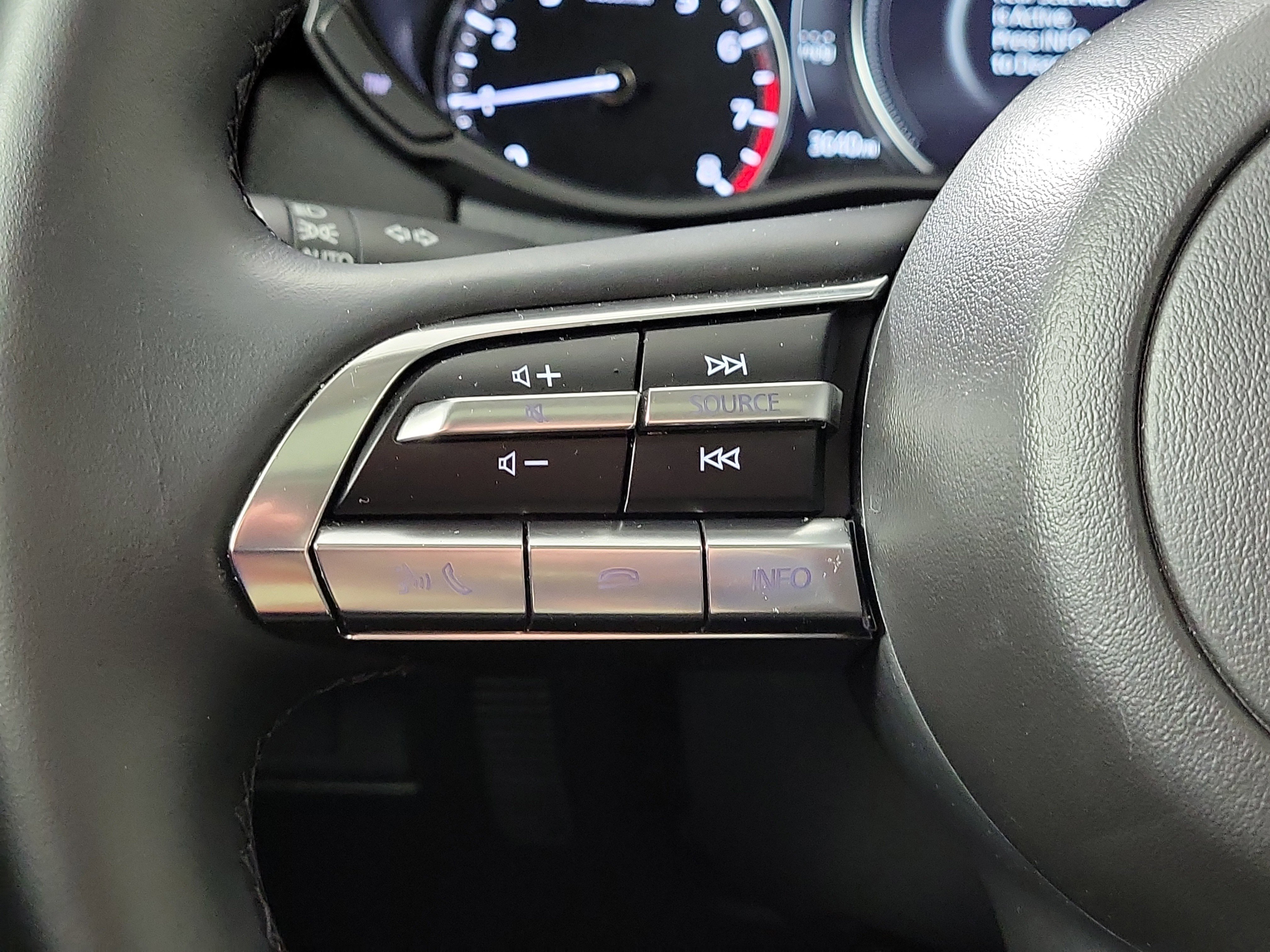 Certified 2025 MAZDA CX-50 AWD 2.5 S w/ Cargo Package image 15