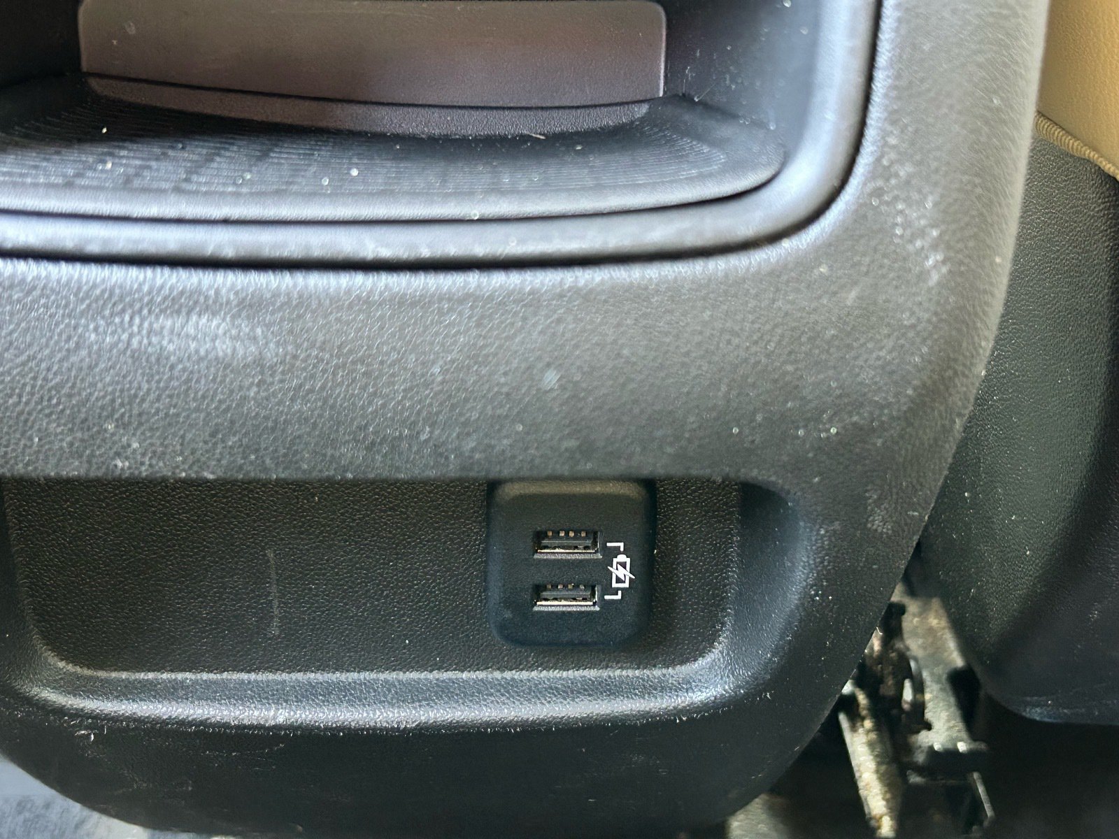 Used 2017 Cadillac XT5 Luxury w/ Driver Awareness Package FWD image 12