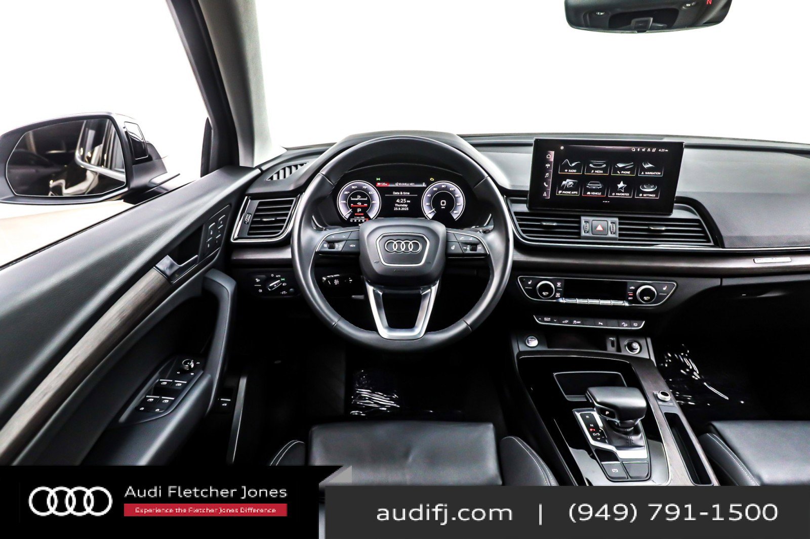 Used 2023 Audi Q5 e Premium w/ Convenience Package image 6