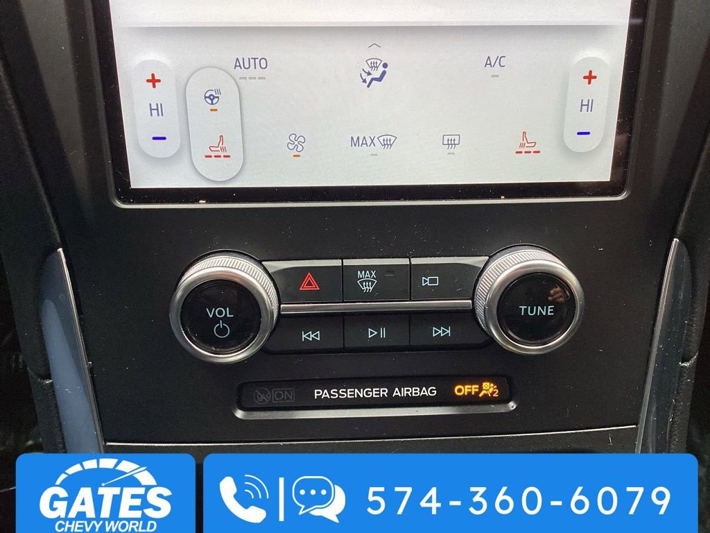 Used 2024 Ford Edge Titanium image 20