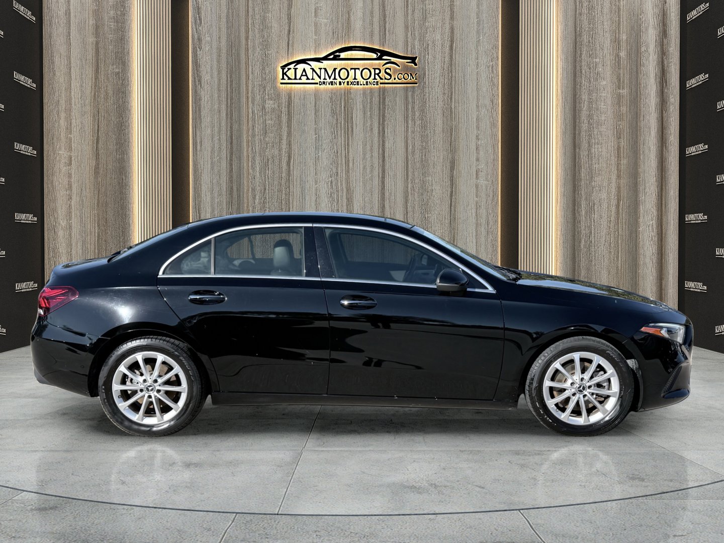 Used 2021 Mercedes-Benz A 220 image 8