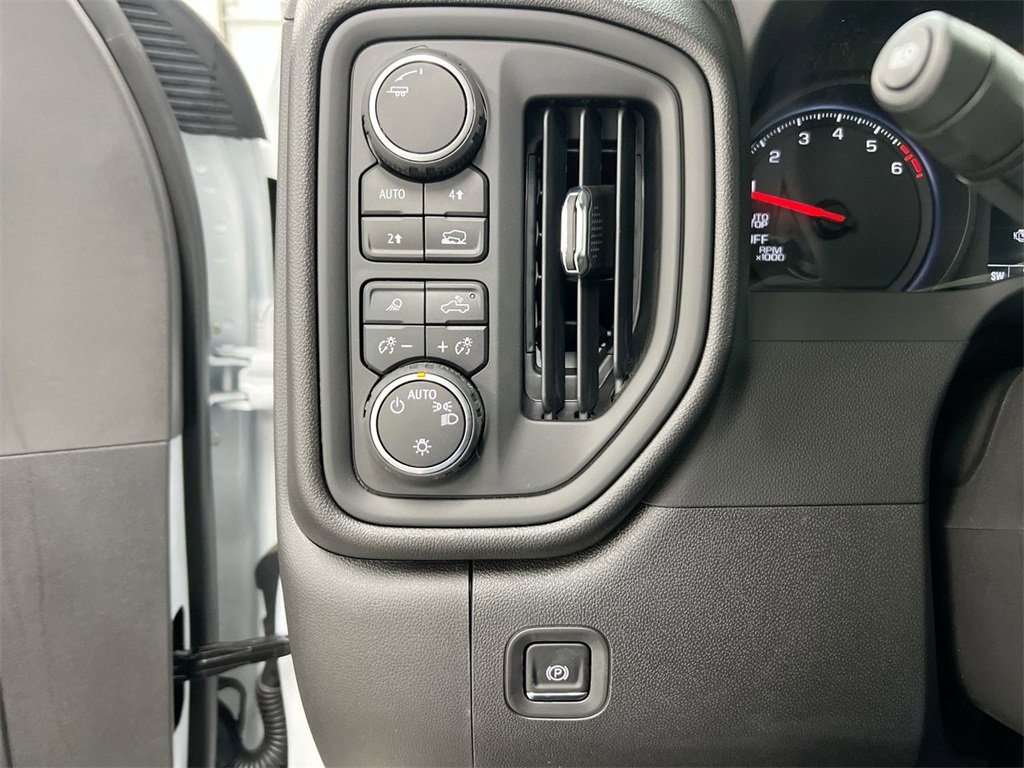 New 2025 Chevrolet Silverado 1500 W/T w/ WT Safety Package image 18