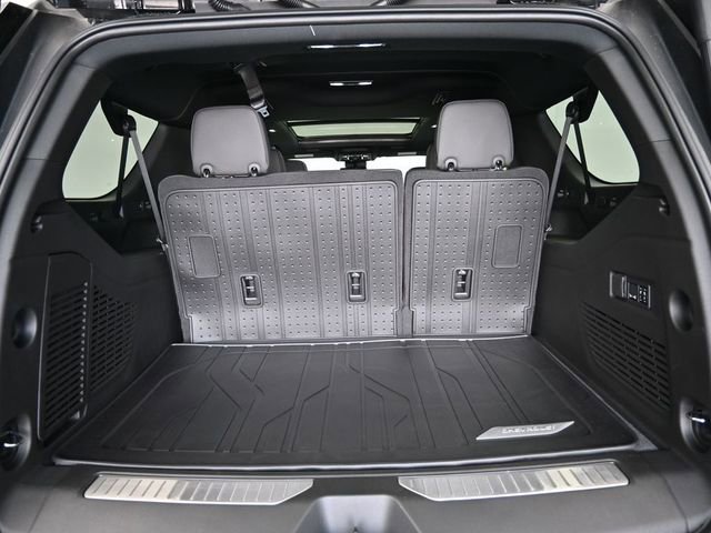 New 2026 Chevrolet Suburban High Country w/ Sun And Tow Package image 40