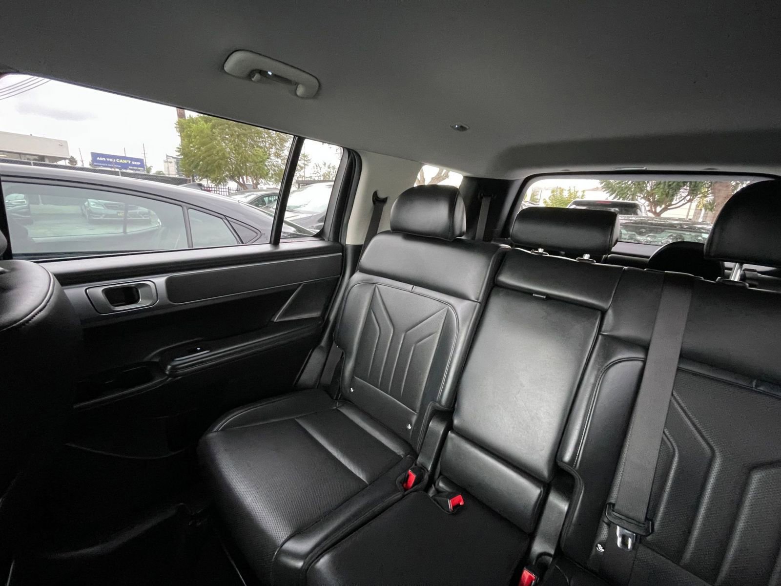 Used 2025 Hyundai Santa Fe SEL image 39