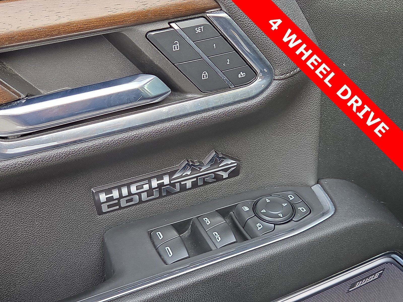 Used 2024 Chevrolet Silverado 1500 High Country w/ High Country Premium Package image 13