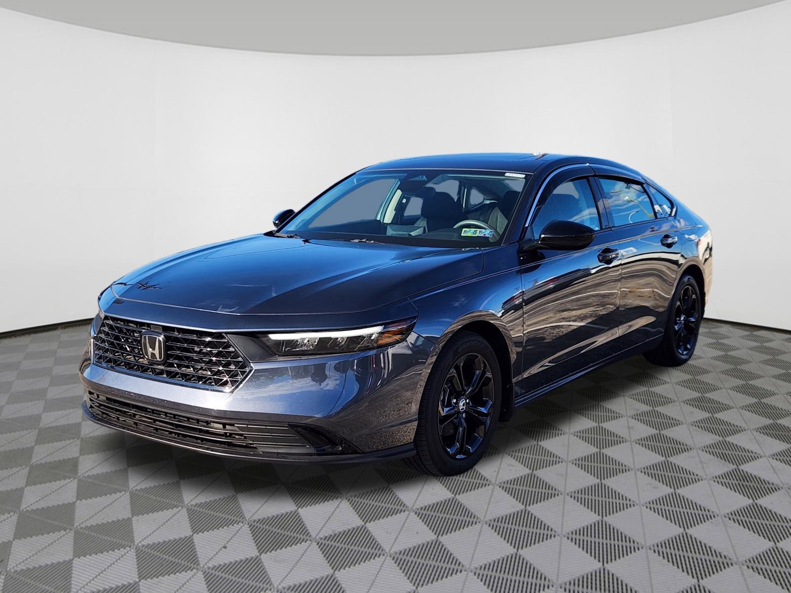 Certified 2025 Honda Accord SE video 2