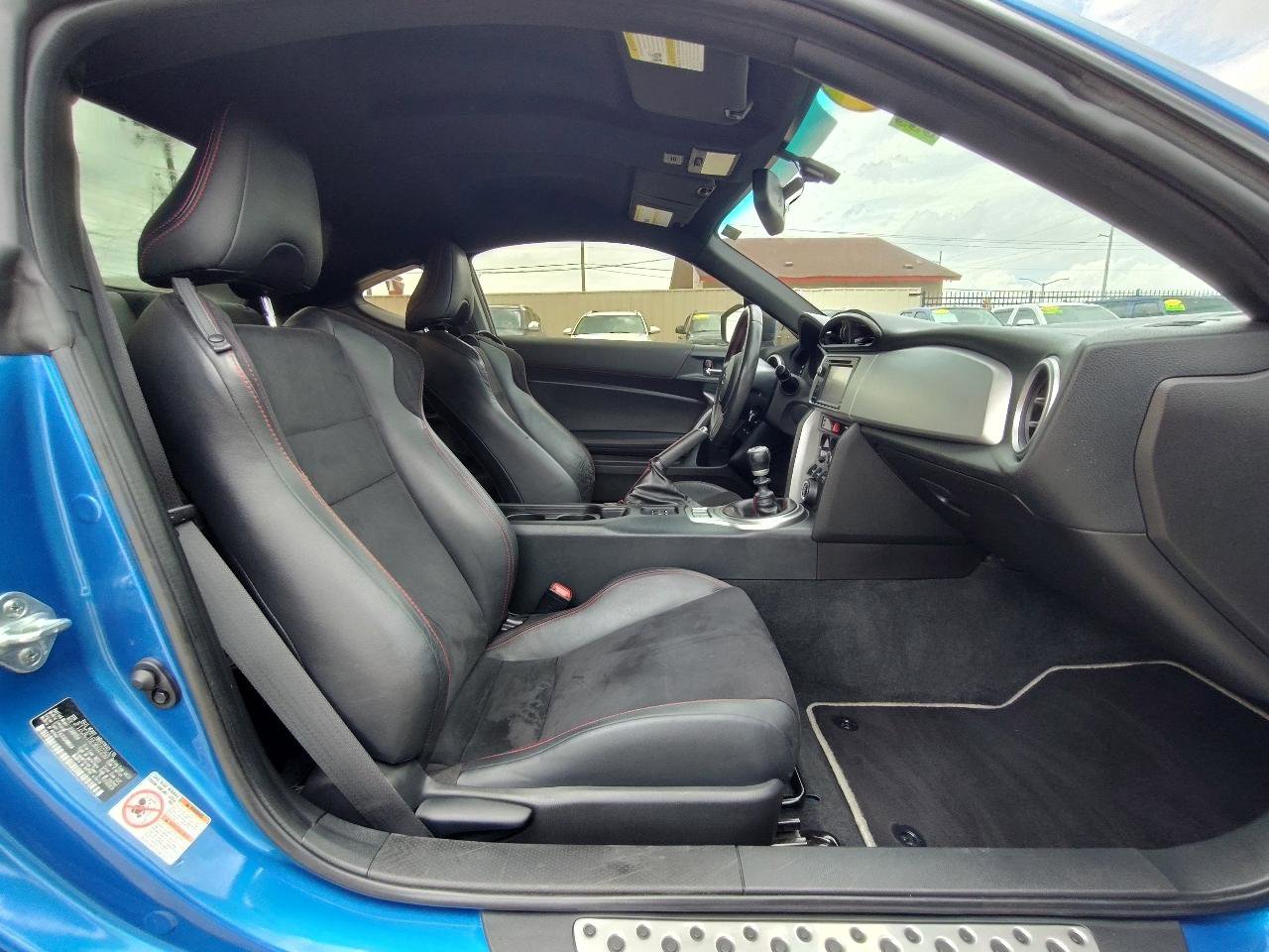 Used 2014 Subaru BRZ Limited w/ Popular Package #1B image 31