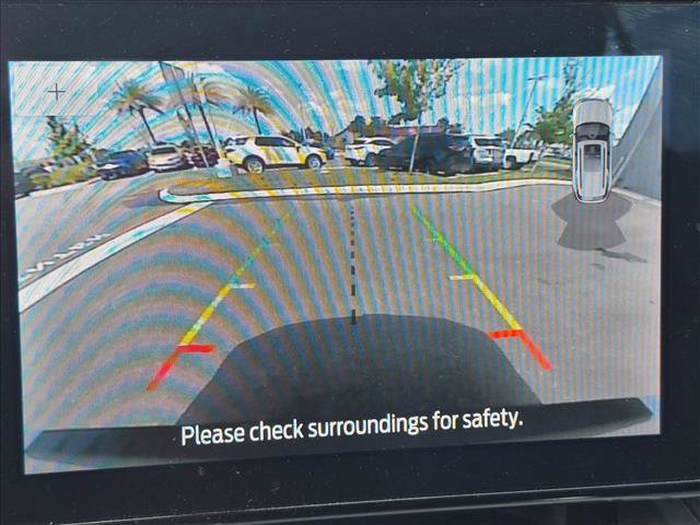 Used 2022 Ford Explorer XLT w/ Equipment Group 202A image 12