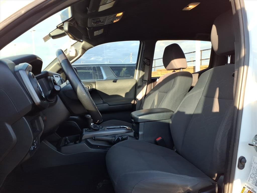 Used 2019 Toyota Tacoma TRD Off-Road image 5