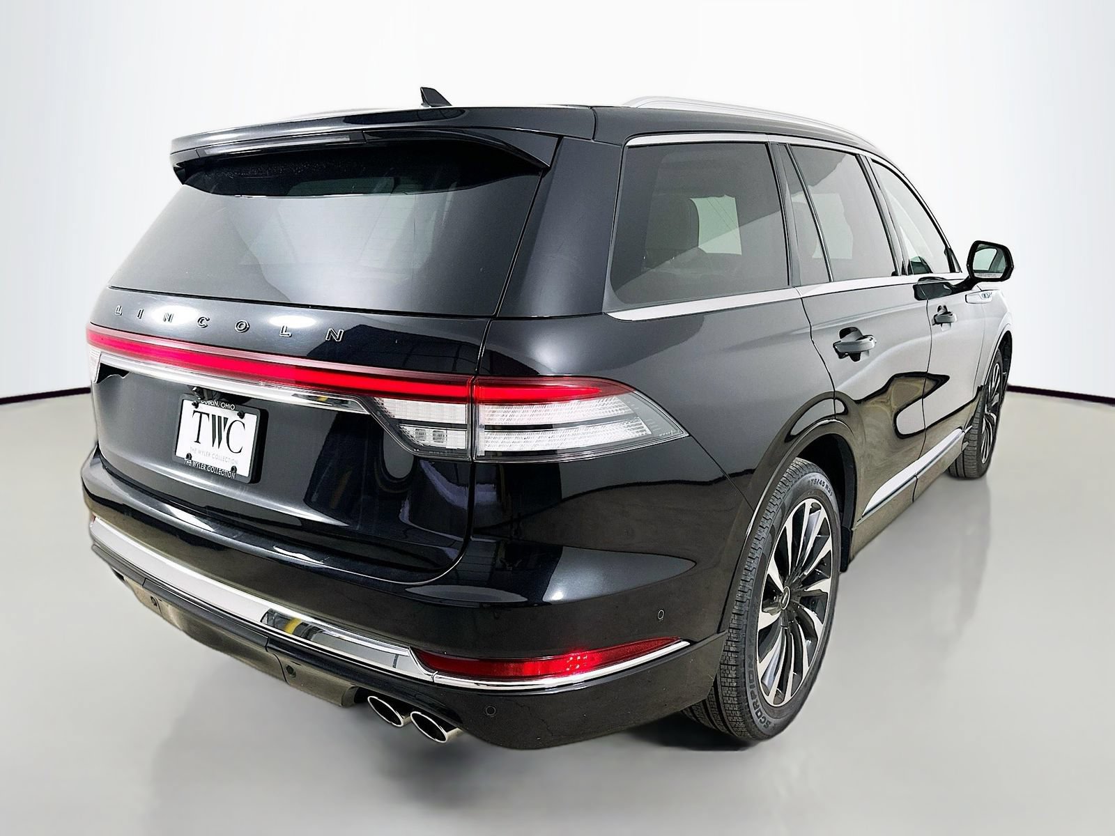 Used 2020 Lincoln Aviator Black Label Grand Touring w/ Class IV Trailer Tow Package AWD/4WD image 5